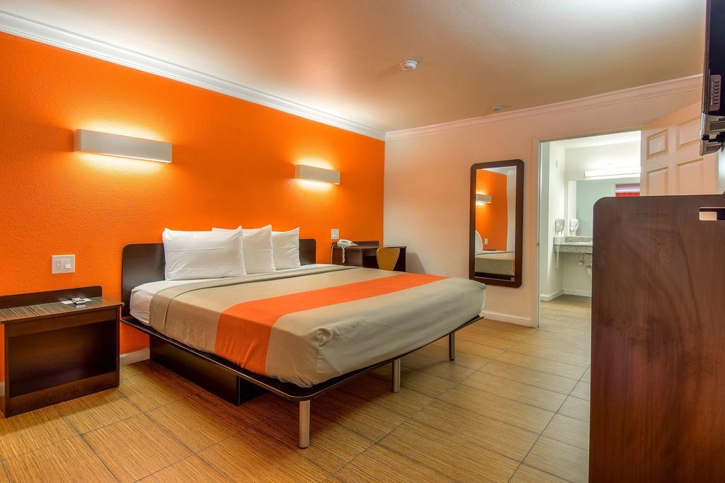 Motel 6-Menifee, Ca Eksteriør bilde