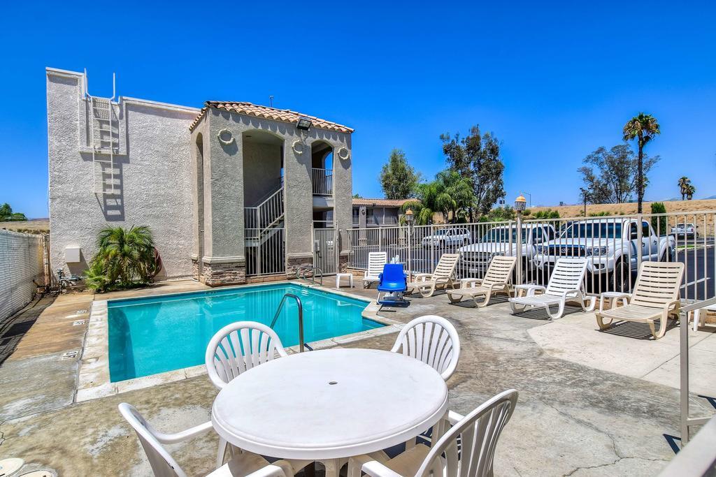 Motel 6-Menifee, Ca Eksteriør bilde