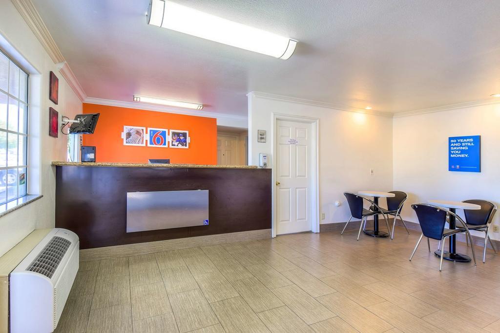 Motel 6-Menifee, Ca Eksteriør bilde